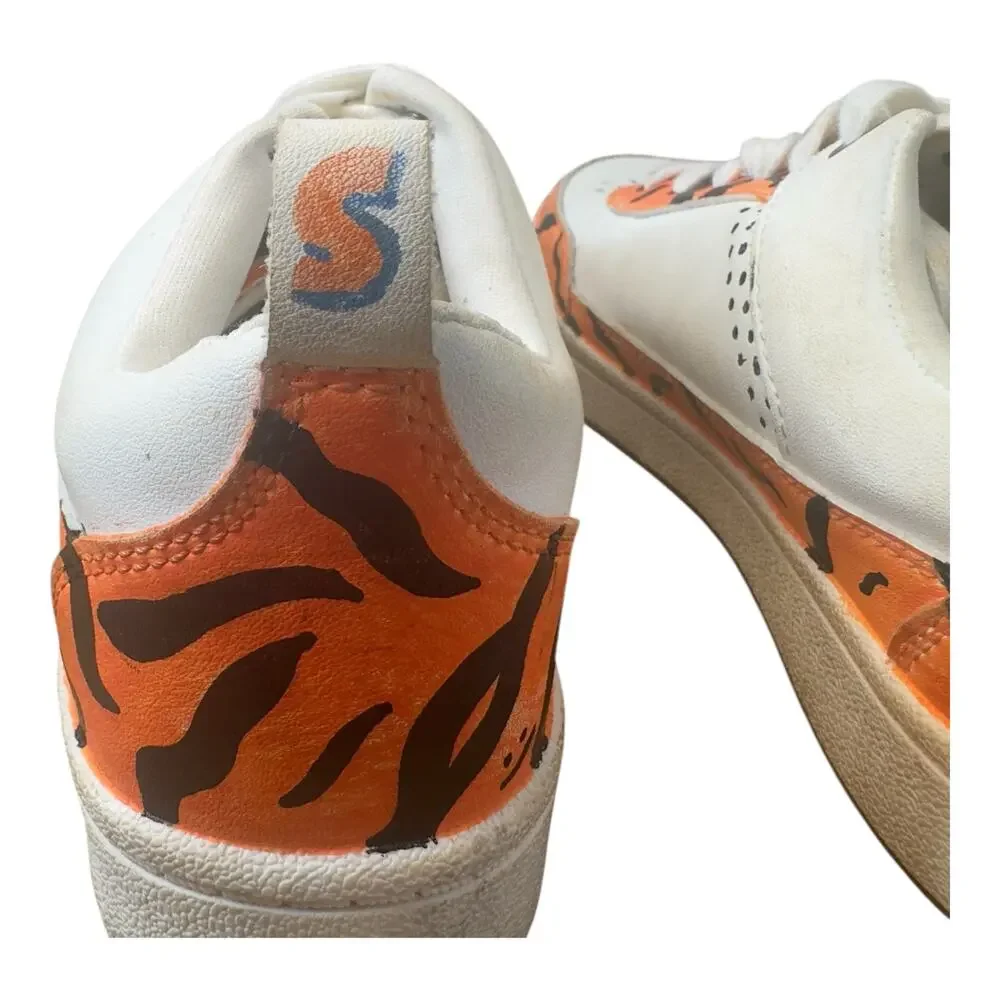 CUSTOM HANDPAINTED Universal Threads White & Orange Animal Print Sz‎ 6.5
